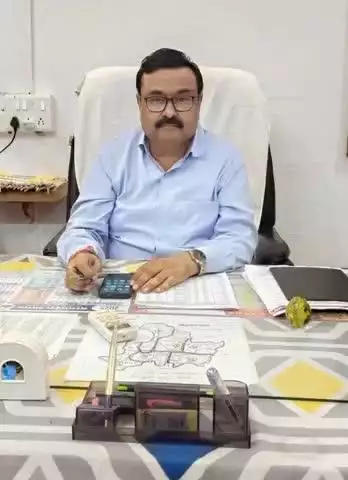 अलीराजपुर: जोबट में सीईओ पवन शाह ने जनपद पंचायत में पदभार संभाला, कहा- रुके कार्यों में आएगी तेजी