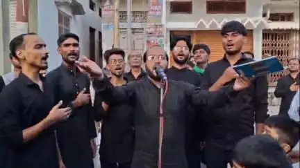 घोसी: बड़ागांव में मुहर्रम के महीने के इस्तकबाल में अलम ए मुबारक का जुलूस निकला, नोहा व मातम कर पेश की गई अक़ीदत