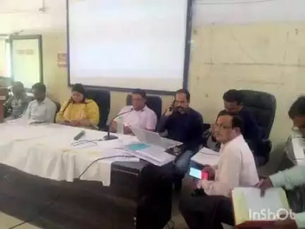 कन्नौद: सिविल अस्पताल कन्नौद में विकासखंड स्तरीय समीक्षा बैठक आयोजित