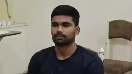 जबलपुर: पुराना बस स्टैंड के पास ₹3000 रिश्वत लेते पटवारी को लोकायुक्त टीम ने रंगेहाथ पकड़ा
