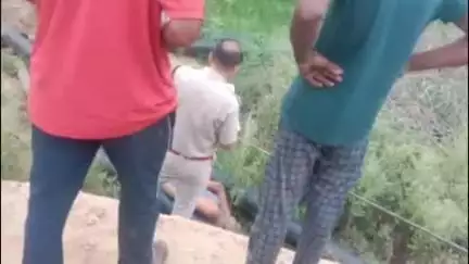 चरखी दादरी: आदमपुर डाढी बिजली घर के पास बिजली लाइन से NHAI के 45 वर्षीय मजदूर की मौत, पुलिस मौके पर पहुंची