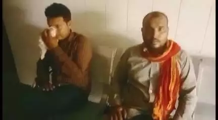 मानिकपुर: थाना बहिलपुरवा के गांव सिमरिया चरणदासी में विवादित भूमि पर गोमटी रख रहे दो भाइयों पर पुलिस ने की विधिक कार्रवाई