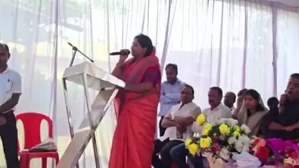 सरसीवा के शाला प्रवेशात्सव कार्यक्रम में विधायक कविता लहरे ने शिक्षा विभाग पर प्रोटोकॉल मेंटेन नहीं करने का आरोप लगाया