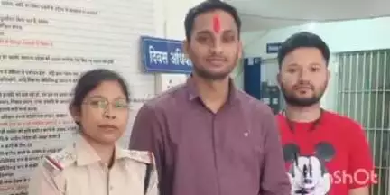 केवलारी: थाना केवलारी में पदस्थ शरद गौतम को दी गई भावभीनी विदाई