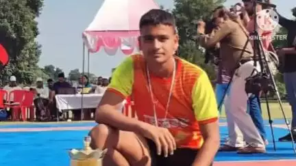 गौरीगंज: राष्ट्रीय कबड्डी चैंपियन में अमेठी जिले के अभिषेक सिंह का चयन हुआ