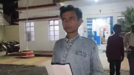 धवारी के पास श्याम जादूगर लूट से बाल-बाल बचे, बदमाशों ने आंखों में डाली मिर्ची, शोर मचाने पर बाइक सवार भागे