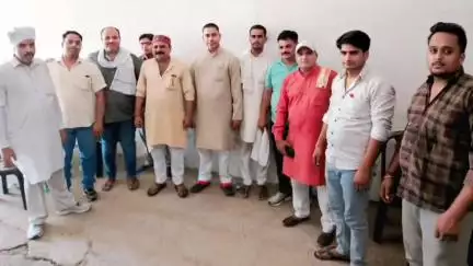 खेकड़ा: सिंघावली अहीर क्षेत्र से लापता लड़की को लेकर कोताना रोड पर ब्राह्मण समाज की बैठक, बरामदगी न होने पर आंदोलन की चेतावनी