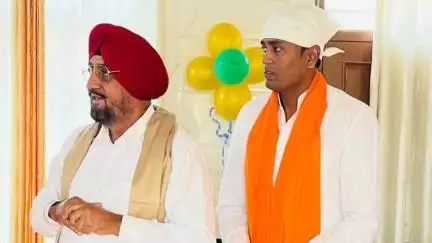 ਡੇਰਾਬਸੀ: ਡੇਰਾਬੱਸੀ ਦੇ ਸੰਗਠਨ ਇੰਚਾਰਜ ਬਣਨ ਤੋਂ ਬਾਅਦ ਕਰਮਜੀਤ ਸਿੰਘ ਵੱਲੋਂ ਹਲਕਾ ਵਿਧਾਇਕ ਨਾਲ ਕੀਤੀ ਗਈ ਮੁਲਾਕਾਤ