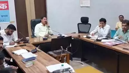 खंडवा नगर: खंडवा जिला अस्पताल में जिला स्वास्थ्य समिति की बैठक आयोजित हुई
