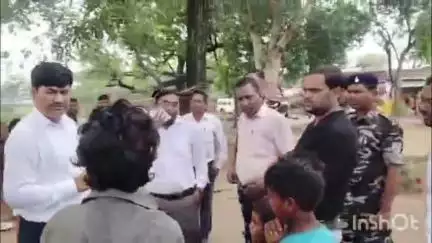 मंझिआंव: एसडीएम ने खजूरी डैम के पास मुसहर परिवारों की स्थिति का जायजा लिया, दिए कई निर्देश