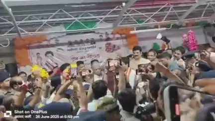 शिवपुरी नगर: शिवपुरी गुना ग्वालियर बेंगलुर कि आज मिली  ट्रेन की क्षेत्र वासियों को सौगात