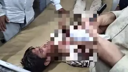 पोरसा: सेथरा गांव में कार ने ई-रिक्शा को मारी टक्कर, एक युवक गंभीर रूप से घायल, ज़िला अस्पताल रेफर