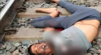 కావలి: కావలిలో రైలు కింద పడి యువకుడి ఆత్మహత్య....