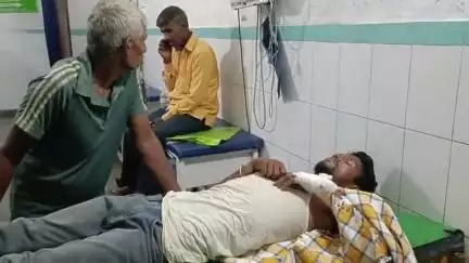 सुपौल: लक्ष्मीनिया में मोटरसाइकिल और ट्रैक्टर की टक्कर, मोटरसाइकिल सवार गंभीर रूप से जख्मी