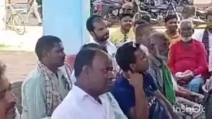 बौंसी: मोहर्रम व श्रावणी मेला को लेकर बौंसी थाना में शांति समिति की बैठक आयोजित