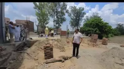 बिलारी: नगर में शाहबाद रोड पर पालिका अध्यक्ष ने भगवान श्री परशुराम पार्क का निरीक्षण किया, मौके पर कार्य की प्रगति देखी