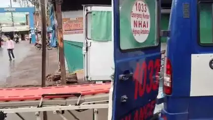 कटनी नगर: अमदरा के पकरिया रोड पर बाइकों की टक्कर, इलाज के दौरान 1 की मौत, 2 घायल