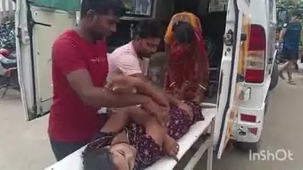 आरा: भैसहा गांव में समूह के पैसे के विवाद को लेकर महिला ने खाया जहर, गंभीर स्थिति में आरा सदर अस्पताल में कराया गया भर्ती