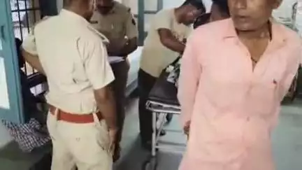 पिंडवाड़ा: पीपेला रोड पर सड़क हादसे में बाइक पर सवार दो महिलाओं सहित पांच लोग हुए घायल, मौके पर पहुंची 108 एंबुलेंस