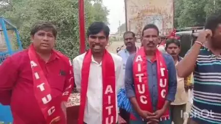 ఆలూరు: ఆస్పరిలో రెండు సచివాలయాలకు డిజిటల్ అసిస్టెంట్ లేకపోవడంతో ప్రజలు ఇబ్బందులు : సిపిఐ మండల సహాయ కార్యదర్శి కృష్ణమూర్తి
