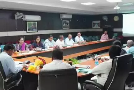 गोलमुरी-सह-जुगसलाई: साकची में डीडीसी की अध्यक्षता में कृषि, उद्यान, मत्स्य एवं सहकारिता विभाग की समीक्षा बैठक की गई