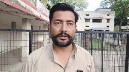 हरदोई: कांग्रेस जिलाध्यक्ष ने कलेक्ट्रेट में कहा, प्रदेश के स्वास्थ्य मंत्री अपने गृह जनपद की स्वास्थ्य व्यवस्थाओं को संभालें