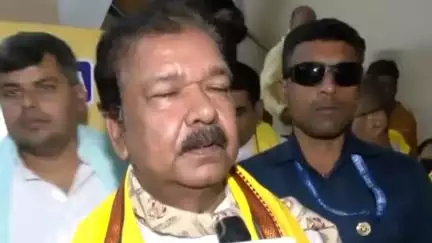 पटना ग्रामीण: पटना में बिहार भाजपा अध्यक्ष दिलीप जायसवाल ने कहा,"आजादी के 75 साल बाद RJD को कलम बांटने की याद आई