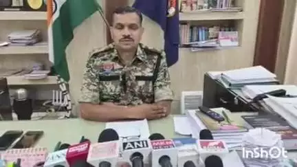 बैकुंठपुर: कोरिया एसपी ने जिलेवासियों से की अपील, बांग्लादेशी नागरिकों की सूचना मिलने पर तुरंत पुलिस को करें सूचित