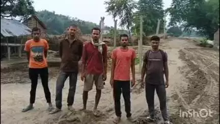 फलका: रहटा कामा स्थान में सरस्वती मां स्टार क्लब की खरीदी भूमि पर असामाजिक तत्वों द्वारा अवैध सड़क निर्माण
