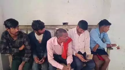नोखा: हरिहरपुर गांव में आपसी विवाद के चलते मारपीट में 9 लोग घायल