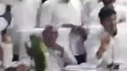 अमरावती: जनतेला व शेतकऱ्यांना होणाऱ्या त्रासाबद्दल आमदार रवि राणा यांनी अधिकाऱ्यांना सुनावले खडे बोल