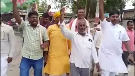 कुर्था: पूर्व विधायक सत्यदेव कुशवाहा के पार्थिव शरीर के अंतिम दर्शन के लिए उमड़ी भीड़