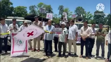 শদিয়া: আন্তঃৰাষ্ট্ৰীয় ড্ৰাগছ সেৱন আৰু অবৈধ সৰবৰাহ বিৰোধী দিৱস উপলক্ষে শদিয়াত ভাৰতীয় ৰেডক্ৰছ সমিতিৰ বিশাল বাইক ৰেলী বাহিৰ