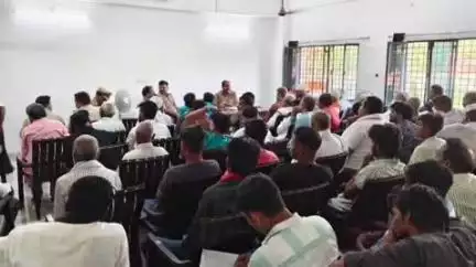 सुल्तानपुर: सुल्तानपुर जिले के बंधुआ कला थाने पर पीस कमेटी की बैठक सम्पन्न, आपसी सौहार्द बनाए रखने का दिया गया संदेश