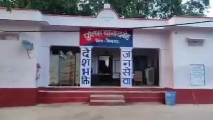 लहार: दबोह थाना क्षेत्र में ट्रैक्टर और ट्रॉली की चोरी, पुलिस ने अज्ञात आरोपी के खिलाफ मामला दर्ज किया