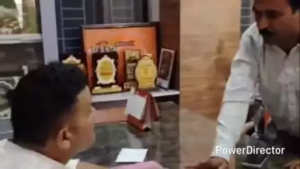 धारी: भीमताल विधानसभा के ग्रामीणों ने विधायक राम सिंह कैड़ा से मुलाकात कर बताई अपनी समस्या