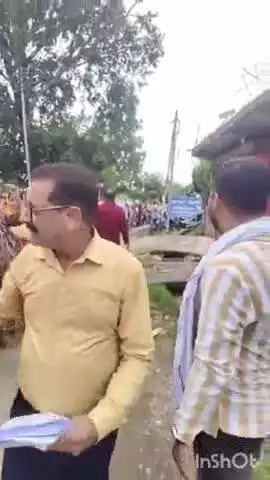 नगरोटा सूरियां: विकासखंड नगरोटा सूरिया के जवाली स्थानांतरण अधिसूचना रद्द करवाने को लेकर पंचायत की महिलाओं ने संभाला मोर्चा
