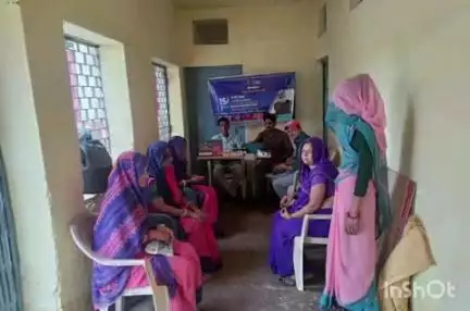 बड़ौदा: हिरनीखेड़ा में धरती आभा अभियान शिविर लगा, योजनाओं का लाभ दिया गया