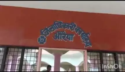 औरैया: राशनकार्ड धारकों को लगा झटका, 160077 उपभोक्ताओं पर लटकी तलवार, चार पहिया व शस्त्र लाइसेंसधारी को बाहर का रास्ता दिखाया जाएगा