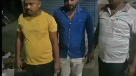 औराई: भरथूआ रिंग बांध के पास पुलिस ने 2380 लीटर विदेशी शराब बरामद की, तीन शातिर बदमाश गिरफ्तार