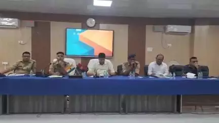 जखनिया: जगरनाथ यात्रा व मोहर्रम पर एसपी डॉ ईरज राजा ने तजियादारों व आयोजकों को दिए निर्देश, परंपरा से छेड़छाड़ न करने की बात कही