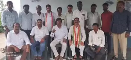 అశ్వాపురం: మాజీ ఎమ్మెల్యే రేగా కాంతారావు చిల్లర పోస్టులు పెడుతున్నాడంటూ మండిపడ్డ అశ్వాపురం కాంగ్రెస్ మండల నాయకులు