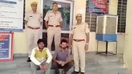 निवाई: पुलिस ने बाइक चोर दो आरोपियों को किया गिरफ्तार, चोरी की बाइक की बरामदगी के साथ खरीदने वाला भी गिरफ्तार