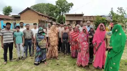 रामनगर: रामनगर के बरदहा गांव में 450 लोगों की समग्र आईडी रद्द, अधिकारियों की कार्यवाही पत्राचार तक सीमित