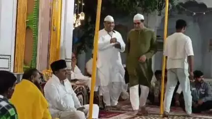 शाजापुर: शाजापुर के मोहल्ला दायरा स्थित वारसी आस्ताने में सूफियाना कव्वाली का आयोजन