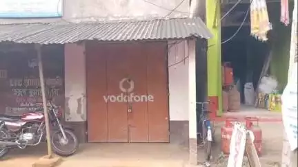 কাকদ্বীপ: কাকদ্বীপ এলাকার নকল আধারকার্ড চক্রের সন্ধান মিললো তা নিয়ে থানায় অভিযোগ দায়ের করাহয় কাকদ্বীপমহকুমা হসপিটালে পক্ষ থেকে
