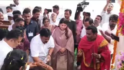 కొణిదెల గ్రామంలో OHSR ట్యాంక్ నిర్మాణం భూమి పూజలో పాల్గొన్న, జిల్లా కలెక్టర్ రాజకుమారి ఎంపీ బైరెడ్డి శబరి,ఎమ్మెల్యే జయ