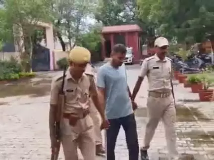छोटीसादड़ी: छोटी सादड़ी पुलिस ने NDPS एक्ट में 3 साल से फरार कुख्यात तस्कर कमल राणा के सहयोगी हार्डकोर अपराधी को किया गिरफ्तार