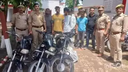 बिजनौर: बिजनौर में थाना कोतवाली शहर पुलिस ने चोरी की तीन बाइकों के साथ बाइक चोर गैंग के 5 सदस्यों को किया गिरफ्तार