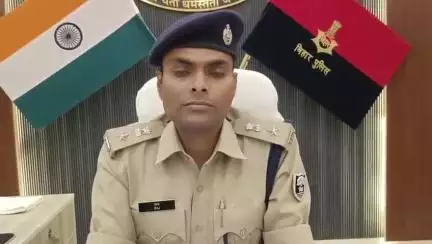 आरा: सिन्हा थाना क्षेत्र के सिन्हा गांव में थाना की गाड़ी पर रील बनाने के मामले में भोजपुर एसपी का बयान आया